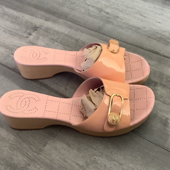 Chanel wooden slides sandals like new - Picture 2 of 6